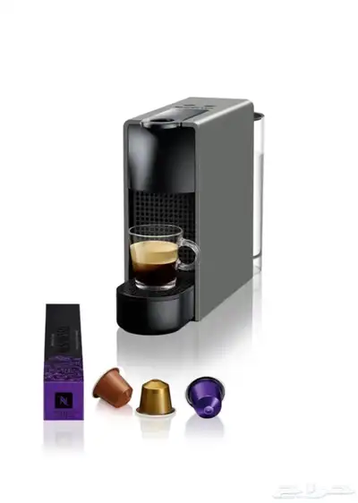 ماكينه قهوه اسبريسو ممتازه ونضيفه متاحه بكرتونته والضمان 320 0