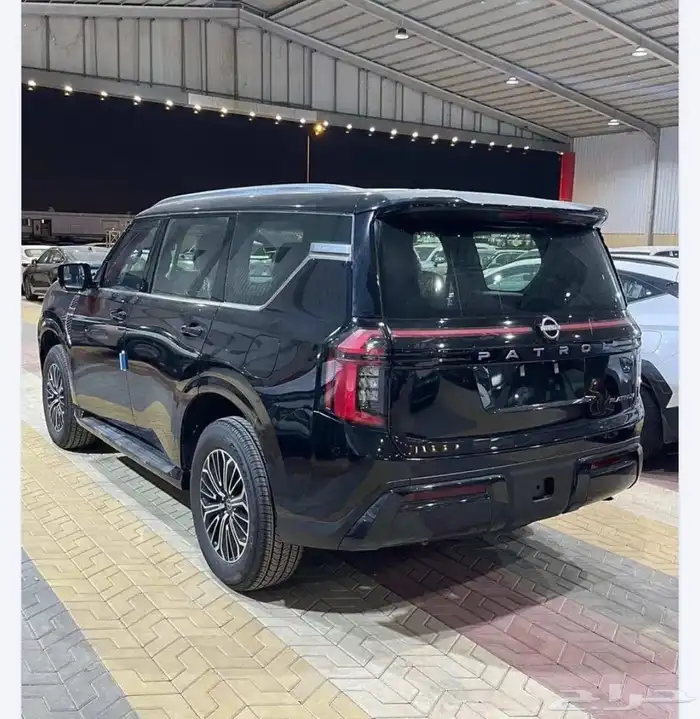 نيسان باترول V6 بلاتينيوم تنفس طبيعي 2025 3