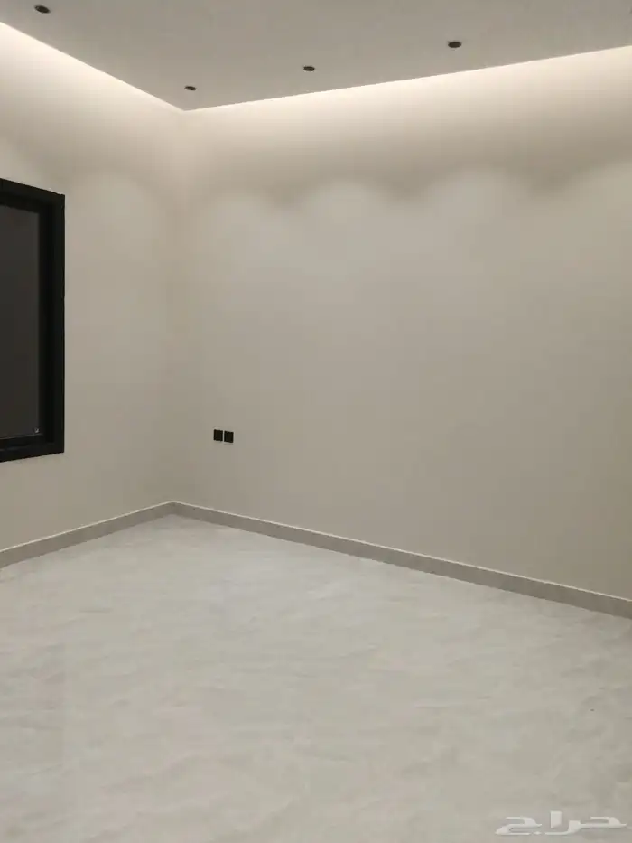 للإيجار شقق عوائل بحي القادسيه 4
