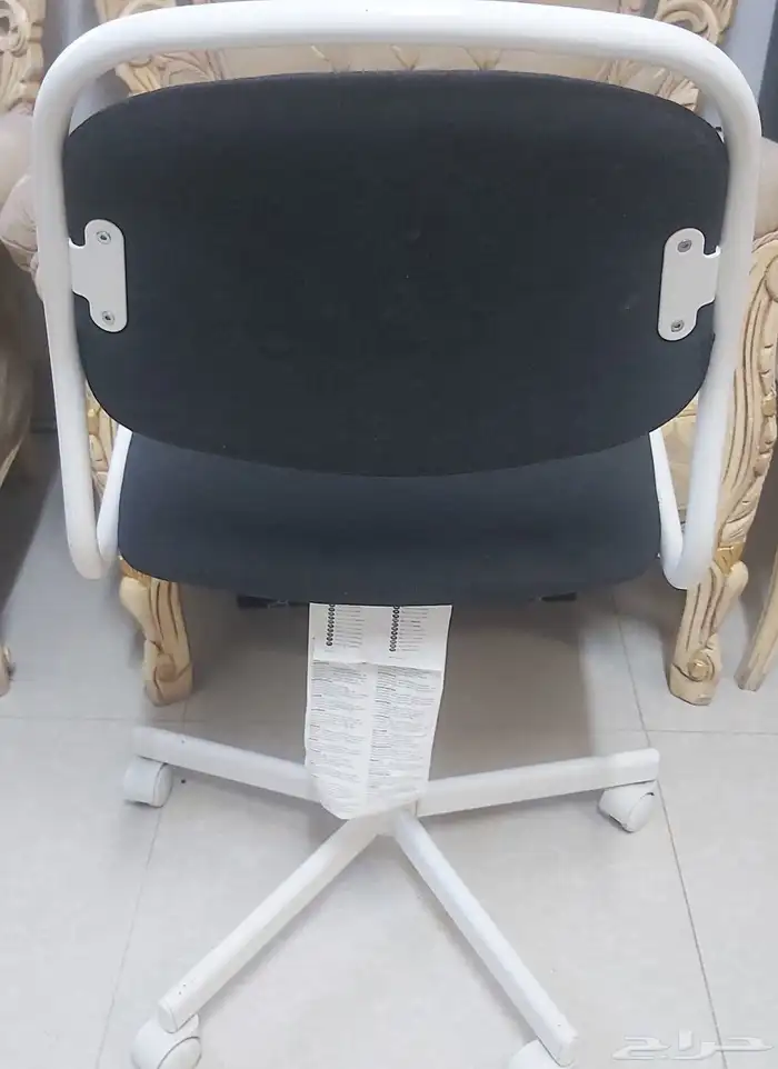 كرسي دوار من إيكيا 3