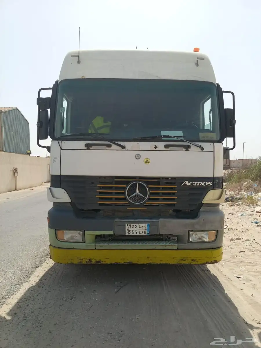mercedes 2001 water tanker 0