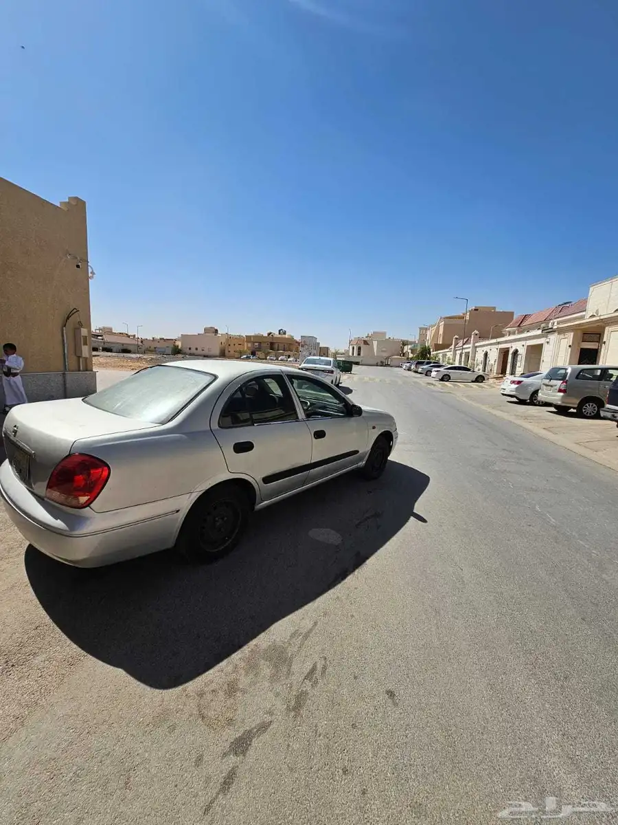نيسان صني موديل 2005 6