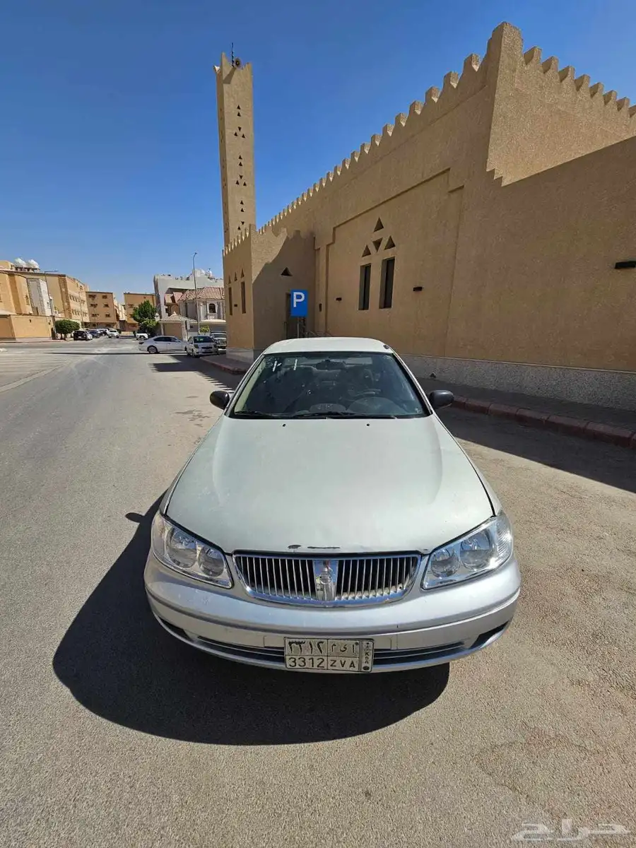نيسان صني موديل 2005 3