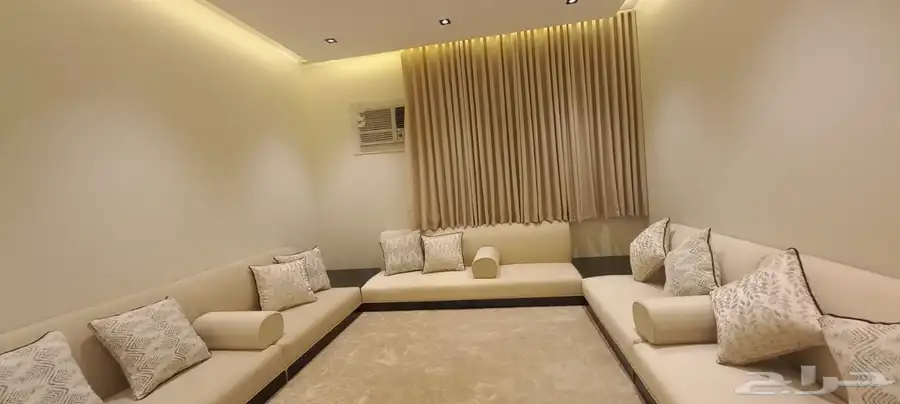 مفروشات الرياض  تفصيل جميع انواع الكنب والجلسات الارضي والس 2