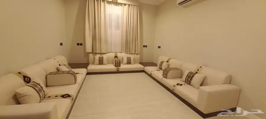 مفروشات الرياض  تفصيل جميع انواع الكنب والجلسات الارضي والس 3