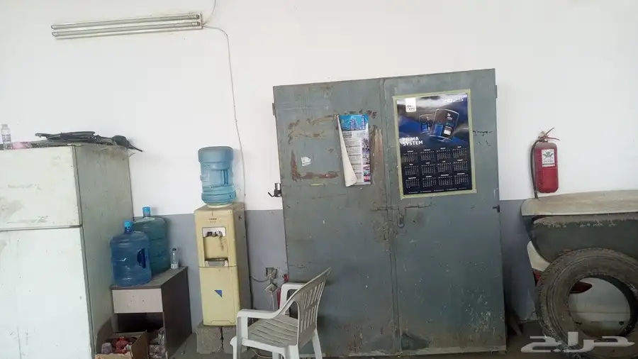 للبع ورشة و تقبيل 2