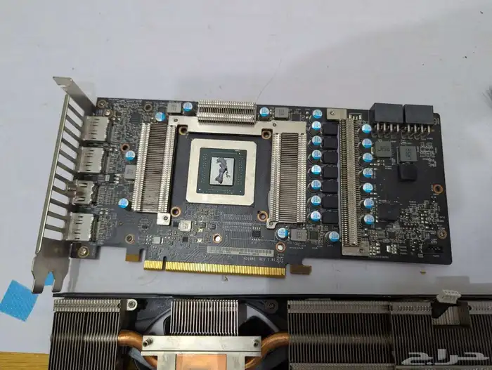 خدمة صيانة وتنظيف وتجديد الكمبيوتر مع معجون حراري 3