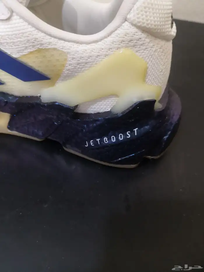 حذاء اديداس JetBost اصلي 2