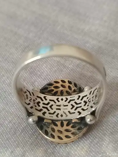 خاتم فضه مطعم ب النحاس بسيط وانيق 2