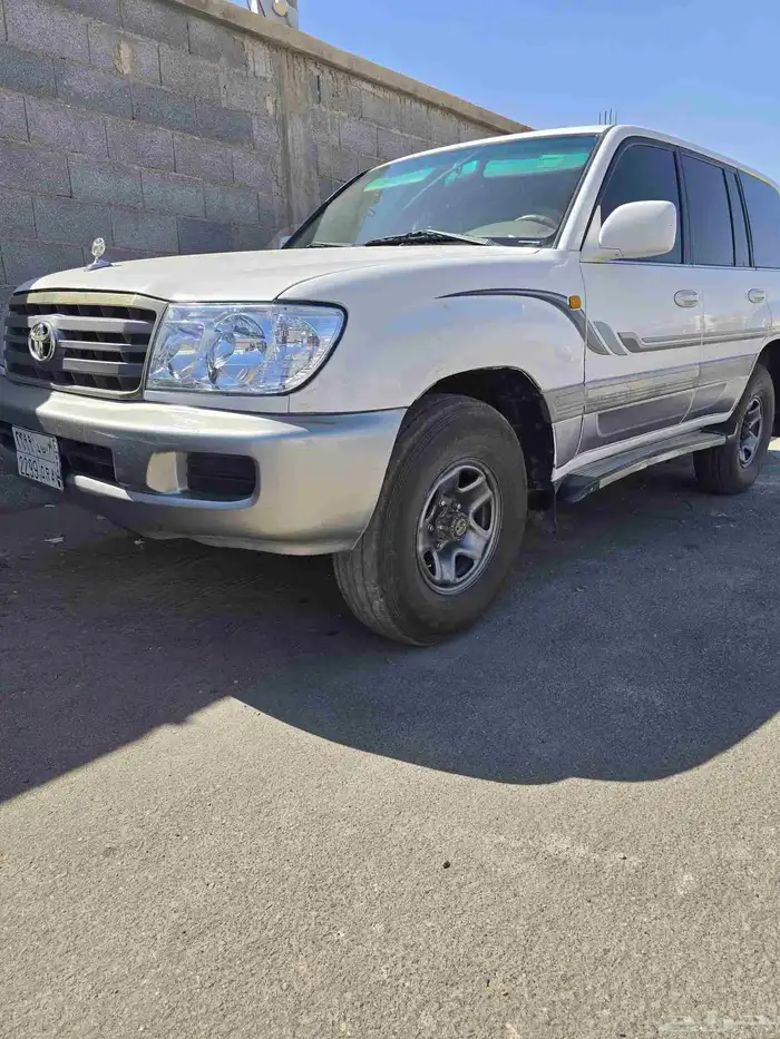 جيب لاند كروزر 2006 GXR ديزل . 9