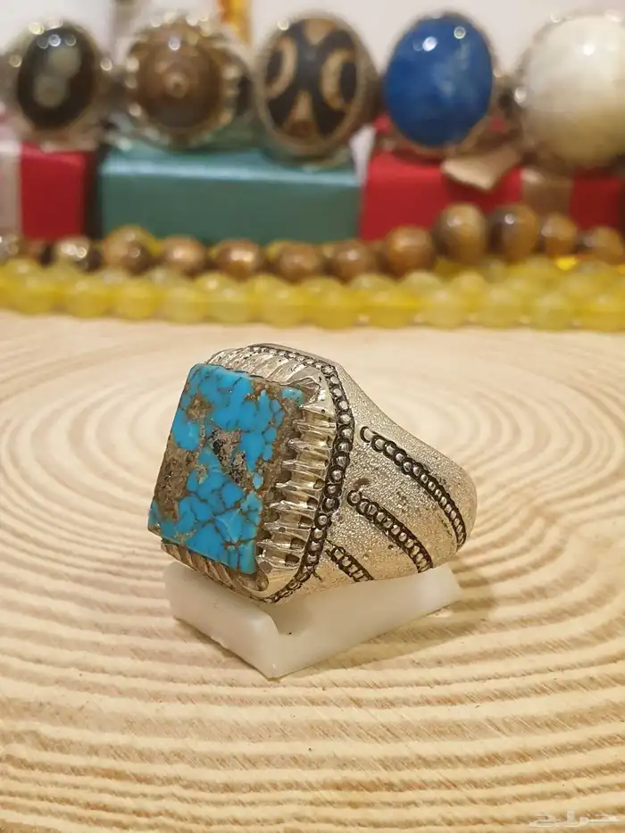 خاتم فيروز نيشابوري بعروق ذهبيه 12