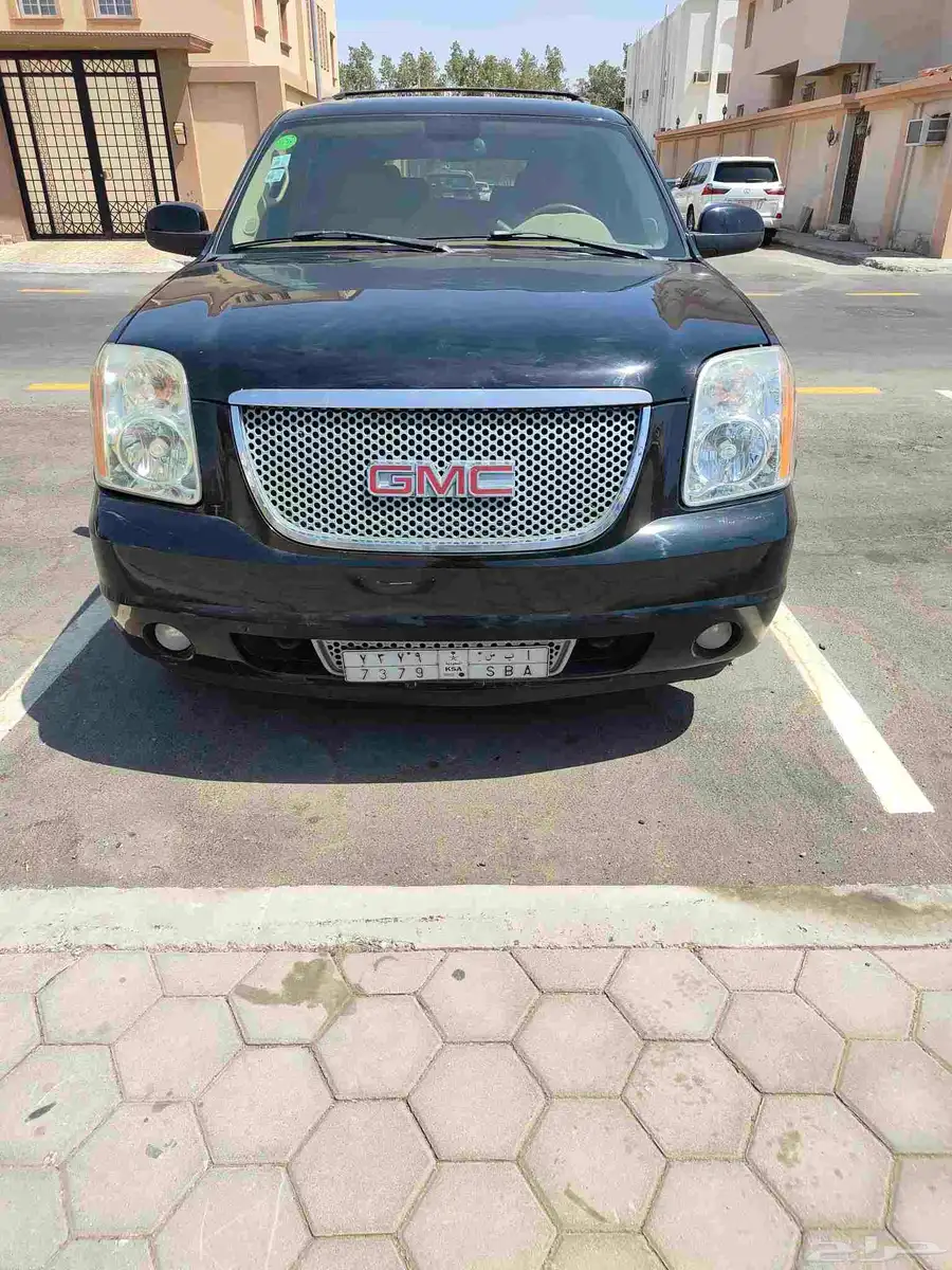 GMC Yukon 0
