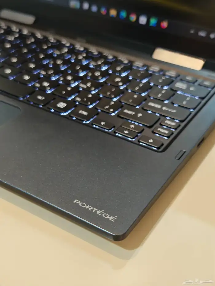 لابتوبات Toshiba Dynabook i7 Evo شاشة لمس 360 شبه جديد 4