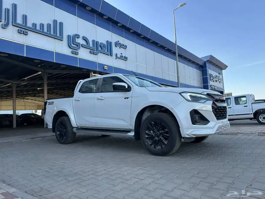 ايسوزو ديماكس GT فل كامل ديزل قير اتوماتيك 2025 1