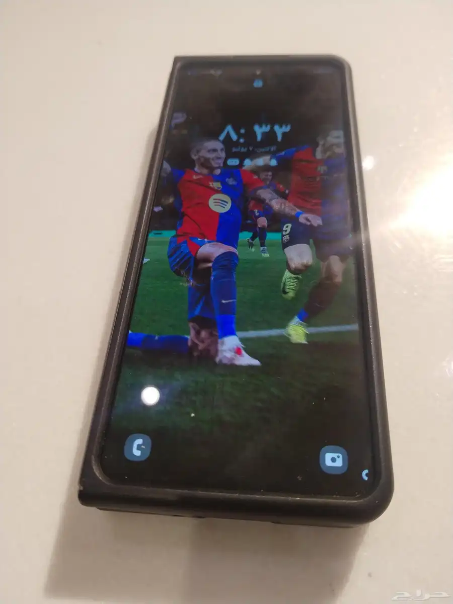 Galaxy Fold Z 4 Mobile 3