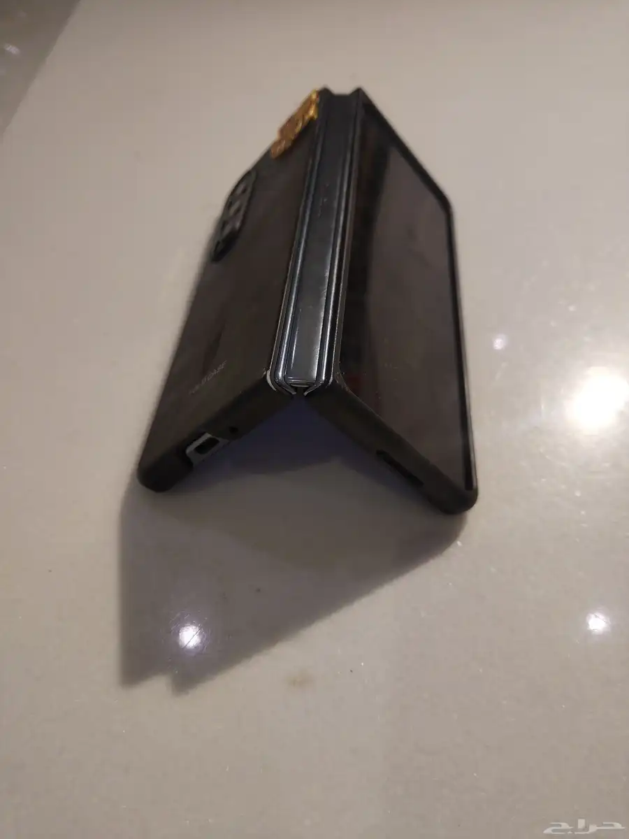 Galaxy Fold Z 4 Mobile 0