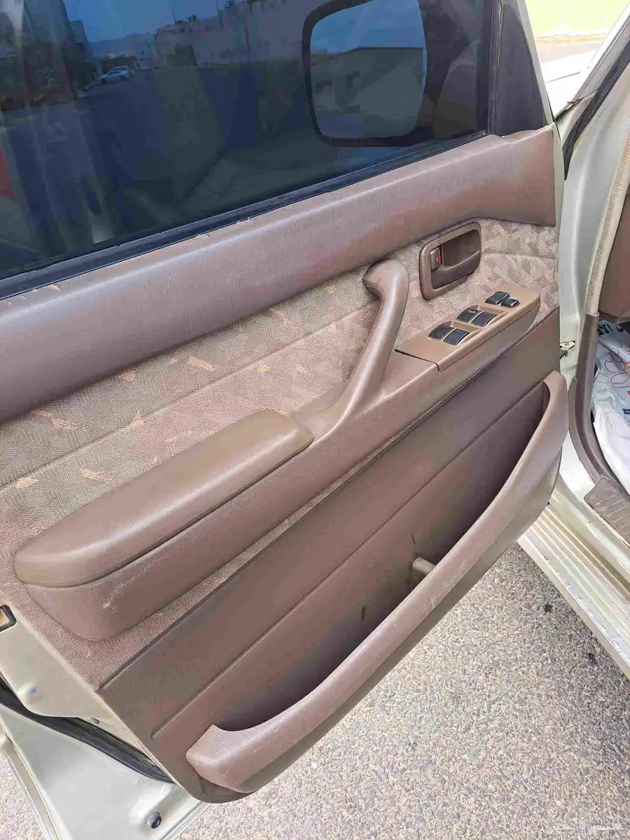 للبيع صالون مديل 95 3