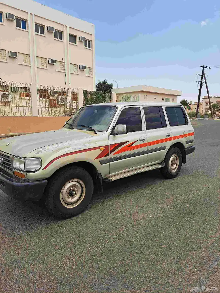 للبيع صالون مديل 95 0