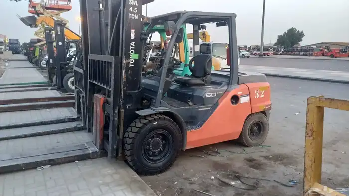 ايجار كرينات ورفعات شواكيه وبوكلين ميني حفار 3