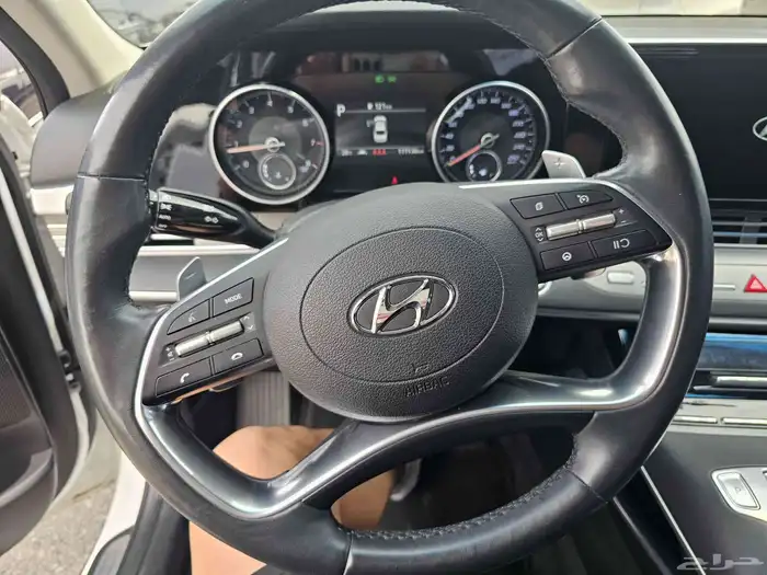 هيونداي ازيرا جرانديور 2020 بنزين وارد كوريا 12