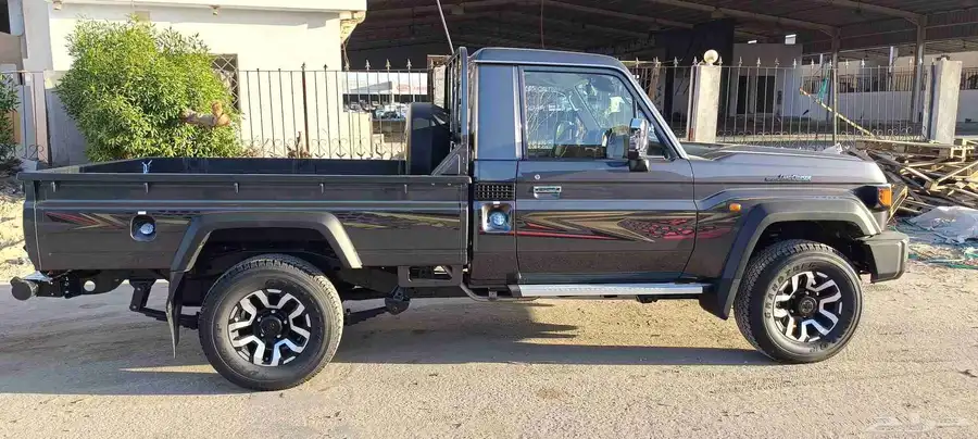 Toyota Land cruiser 6