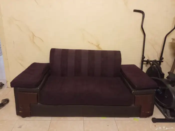 أثاث مجانا كنب وستاير وأغراض 0