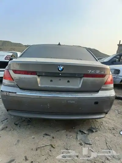 بي ام دبليو الفئه السابعة موديل 2004 3
