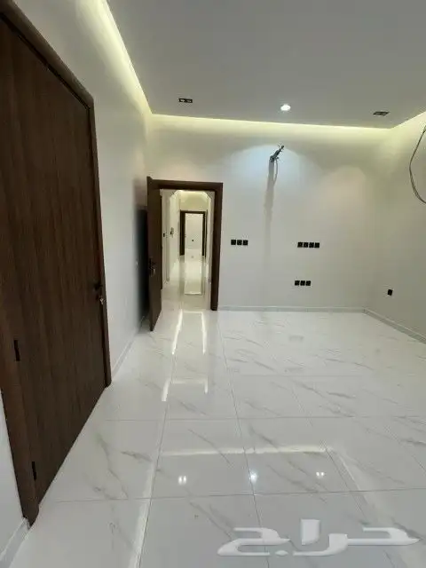 شقق جديدة للايجار تصميم فندقي 4غرف_ حي الحمدانية الماجد 15