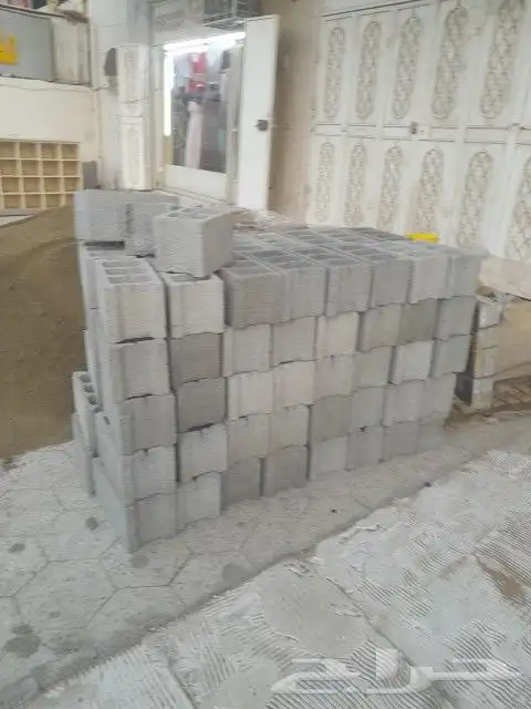 دينا قلاب بطحاء اسمنت بلك اسود 0