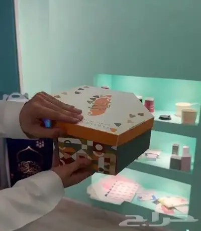 طباعه بوكسات طعام واكواب طباعه ستيكر 5