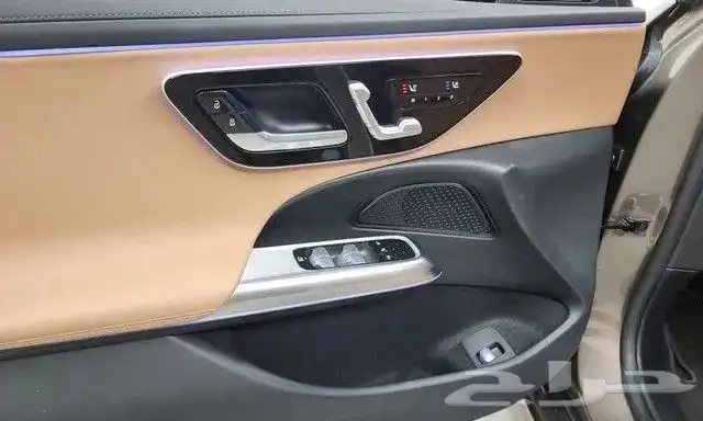 مرسيدس-بنز E200 2024 استيراد من كوريا 12