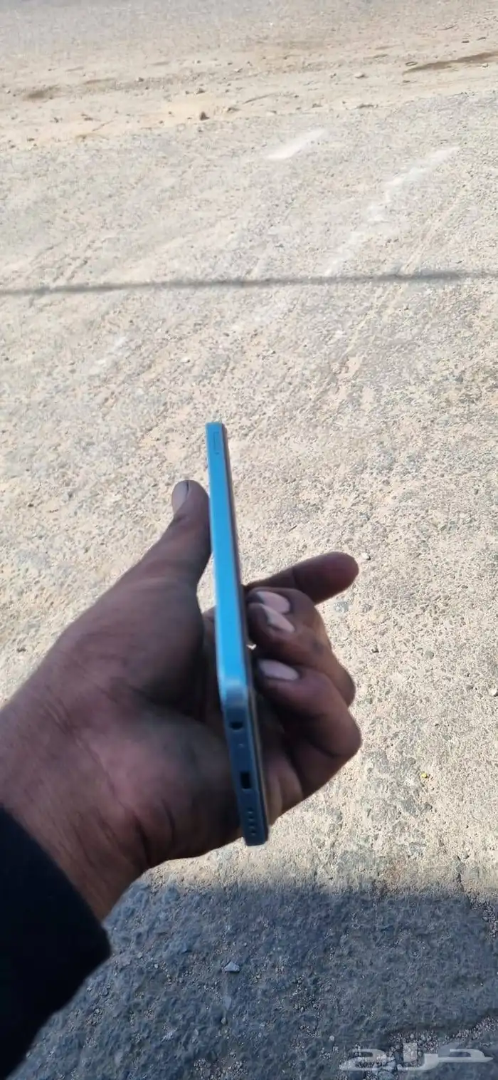 أريد بيع هاتف Infinix Smart 9 اشتريته ب 330 ريال  كرتون  با 0