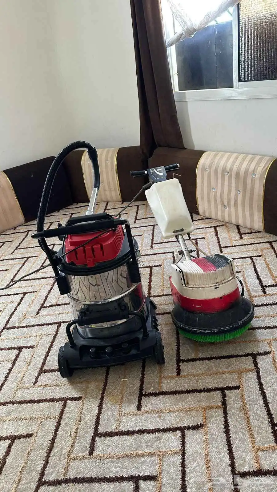 شركة تنظيف بتبوك تنظيف كنب وسجاد عزل خزانات 8