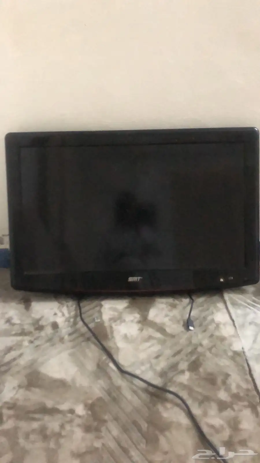 السلام عليكم عندي سوني فور للبيع مع شاشه وشريط قراند 0
