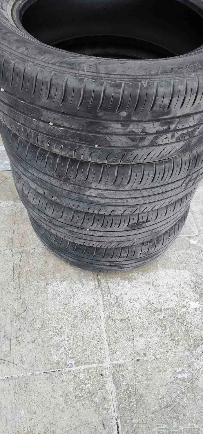 كفرات دنلوب مقاس 205  60 17 1