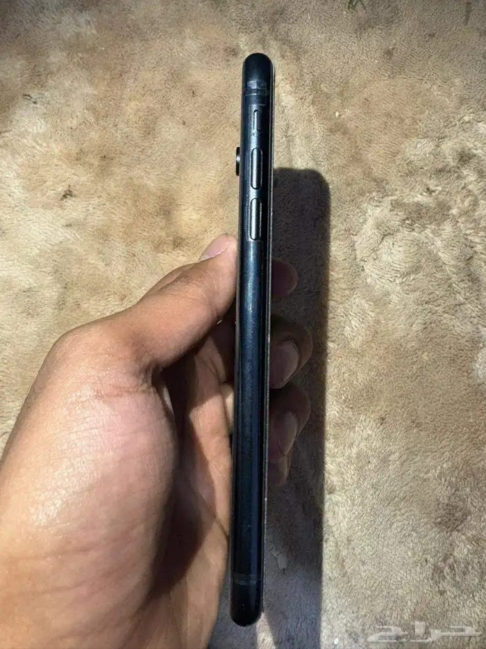 ايفون XR نضيف جدا 4