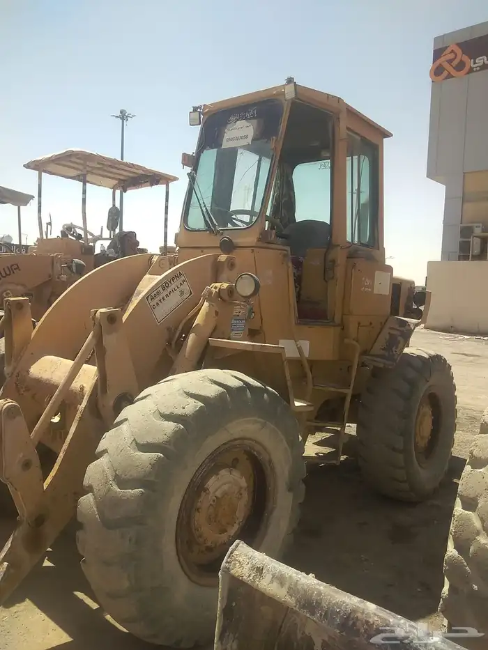 شيول كتربلر 920 نظيف جدا  موديل 84 خالي من اللحامات والكسور 2