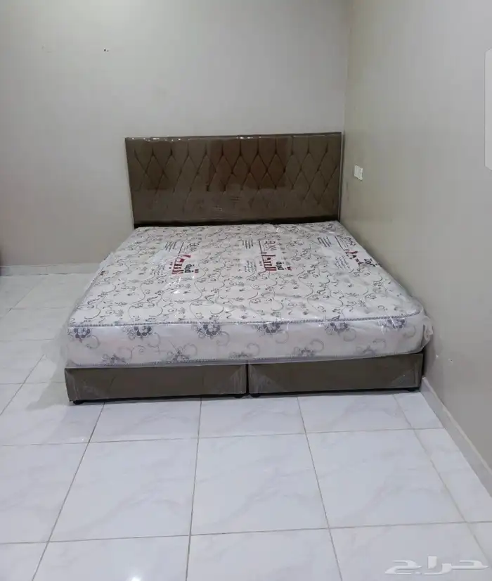 سرير مع مرتبه  توصيل 7