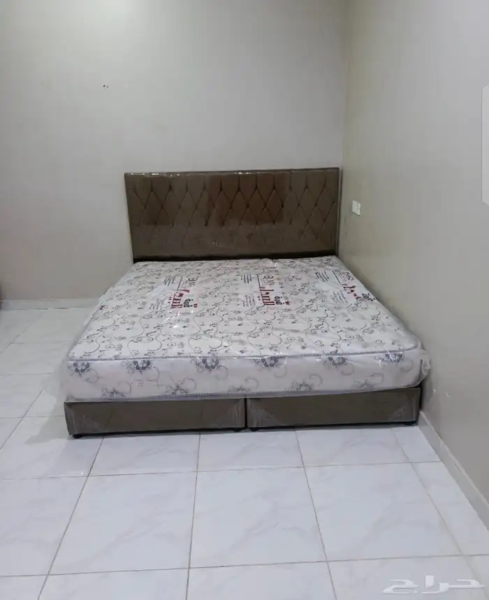 سرير مع مرتبه  توصيل 0