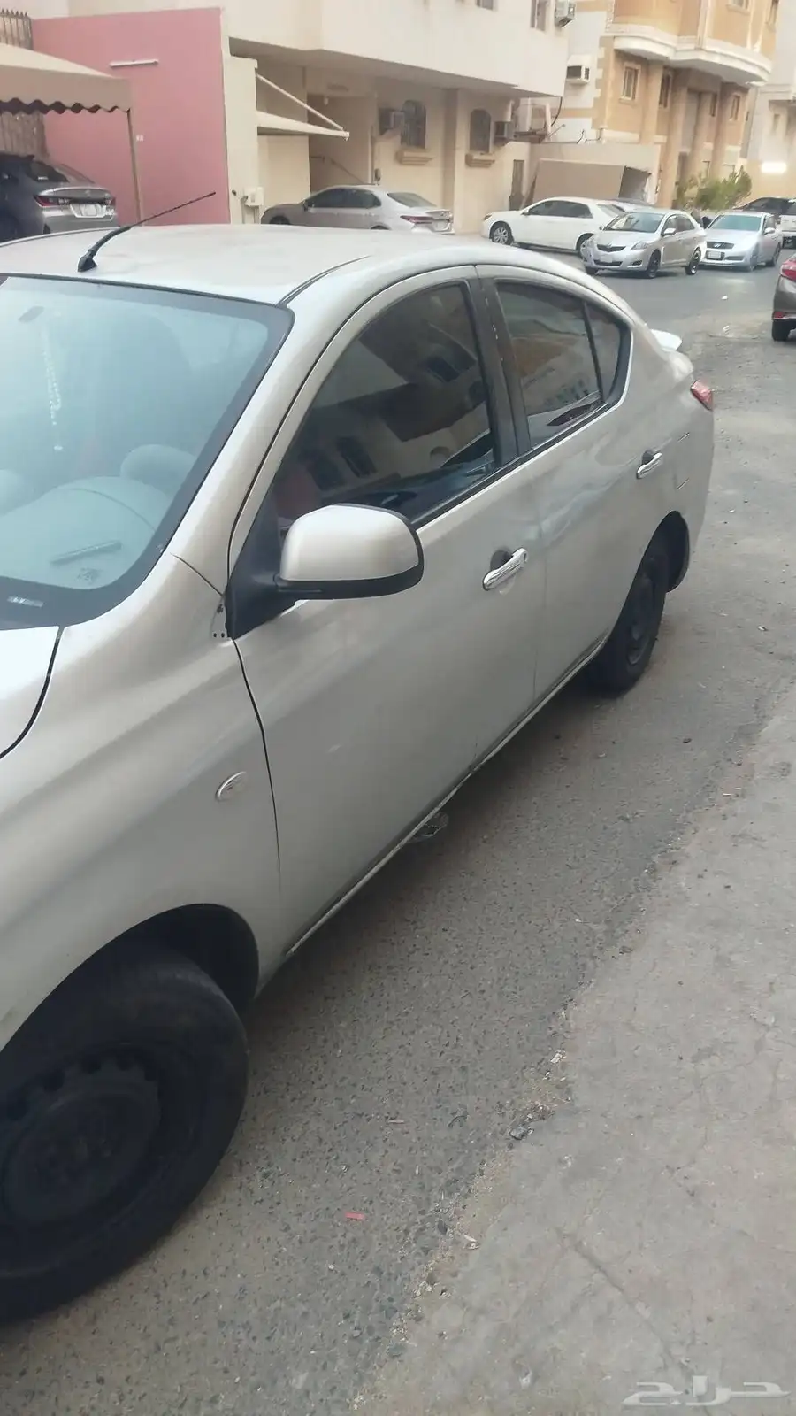 Nissan sunny 2013 3