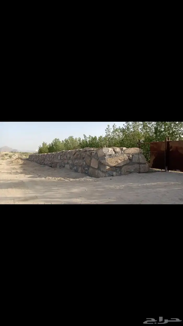 مقاول جدارات حجر وسواق بوكلين للحفريات 5