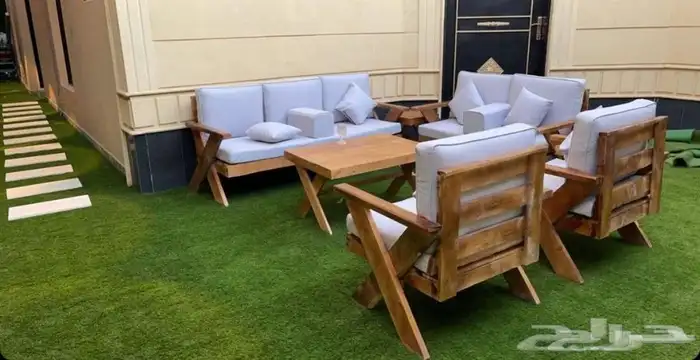 كراسي كرسي خشب حديد كله في توصيل جاهز في 9