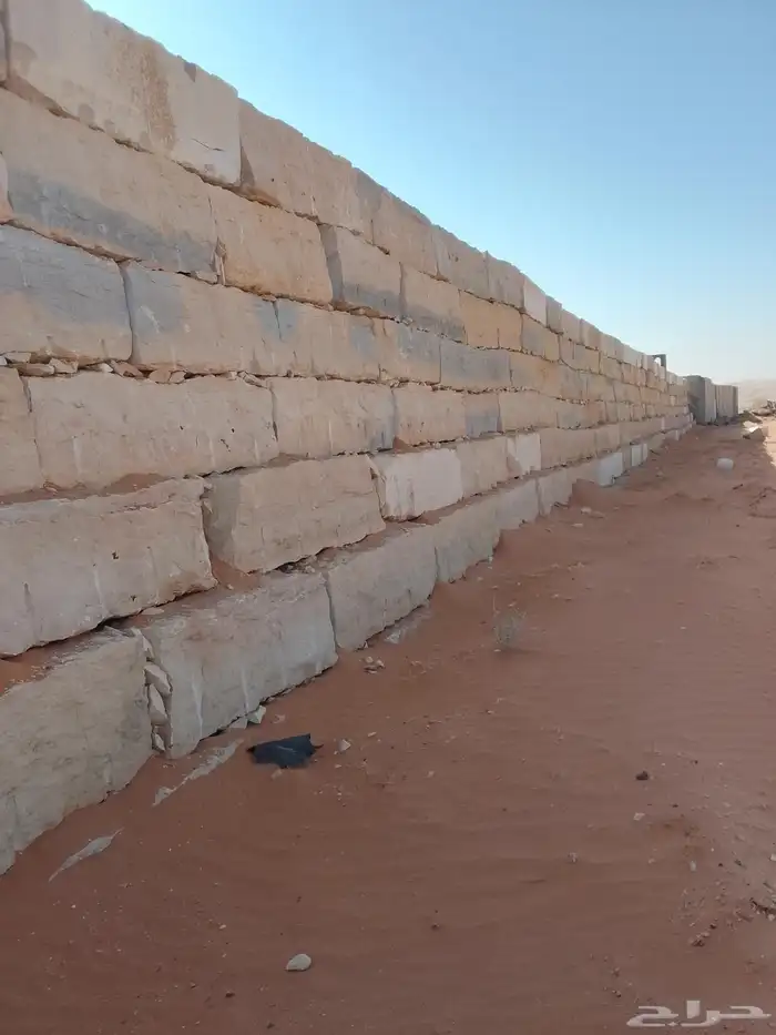 نقوم بتنفيذ جلسات العريش وتركيب الحجر الطبيعي شكل جبلي 8