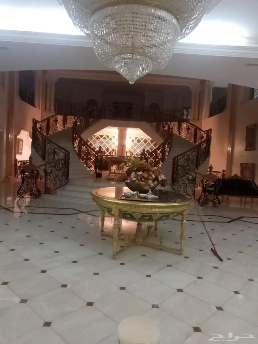شركة تنظيف منازل تنظيف خزانات تنظيف مفروشات 16