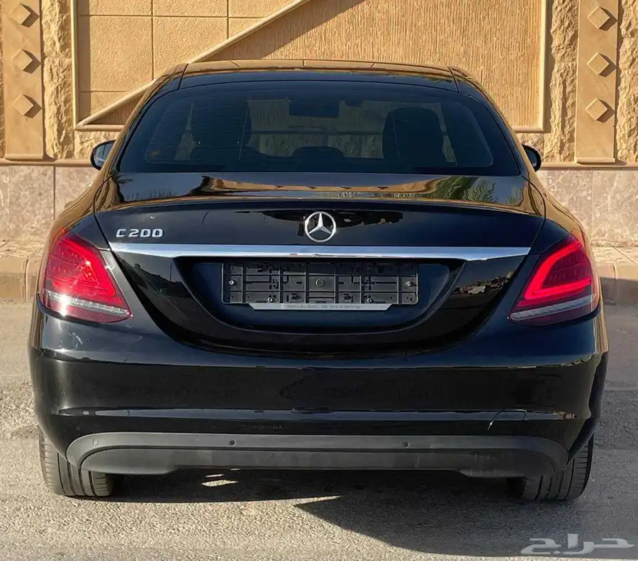 مرسيدس C200 2020 6
