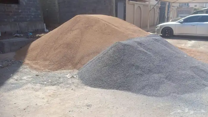 دينا قلاب لتوريد الرمل الابيض والمغسول والطوب والعتب 2