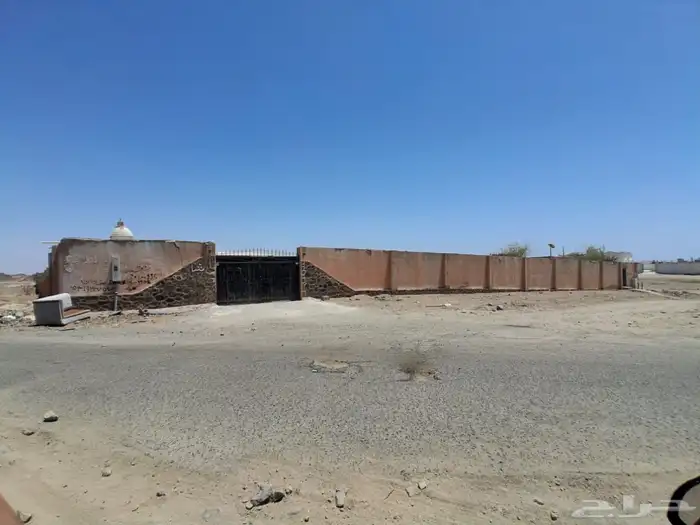 حوش هناجر على 4شوارع فقط شركات 4