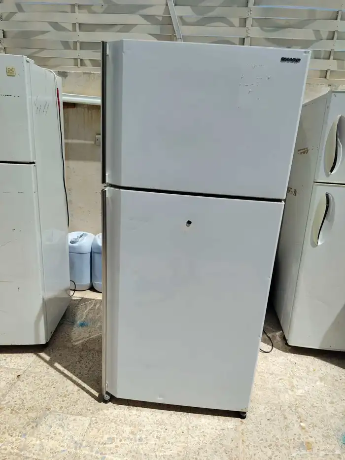 ثلاجة نضيفه للبيع 6