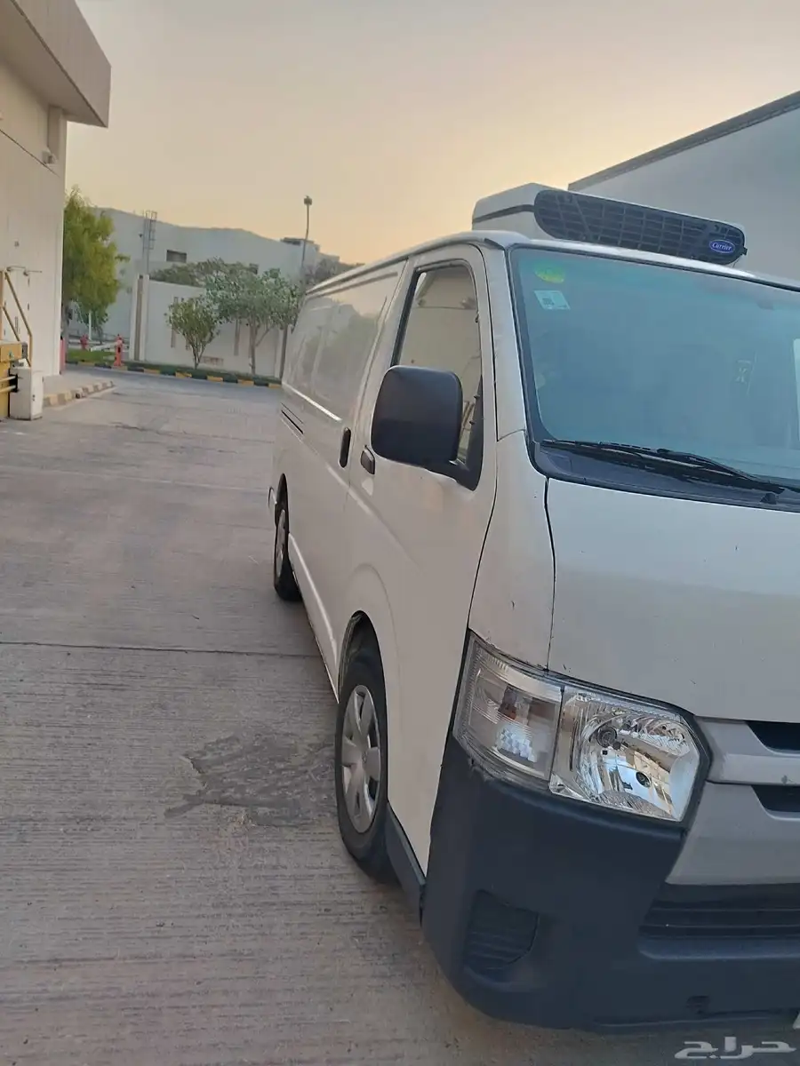 toyota. van 7