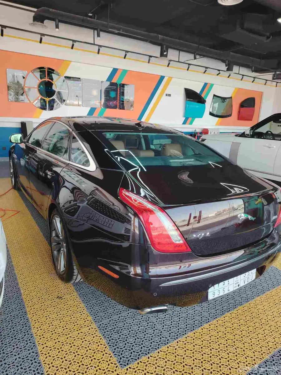 جاكور xj 2014 7